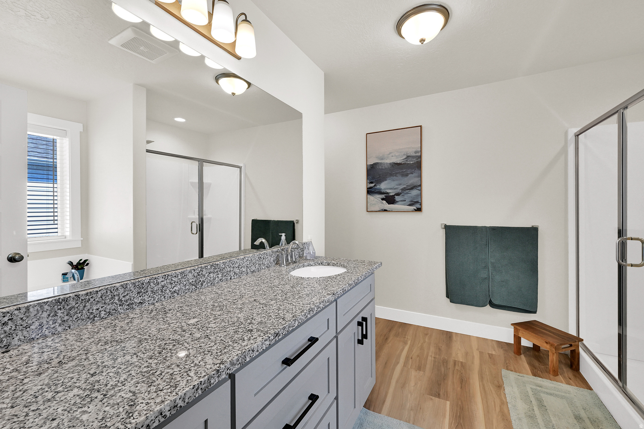 MIDLAND SQUARE - Residential