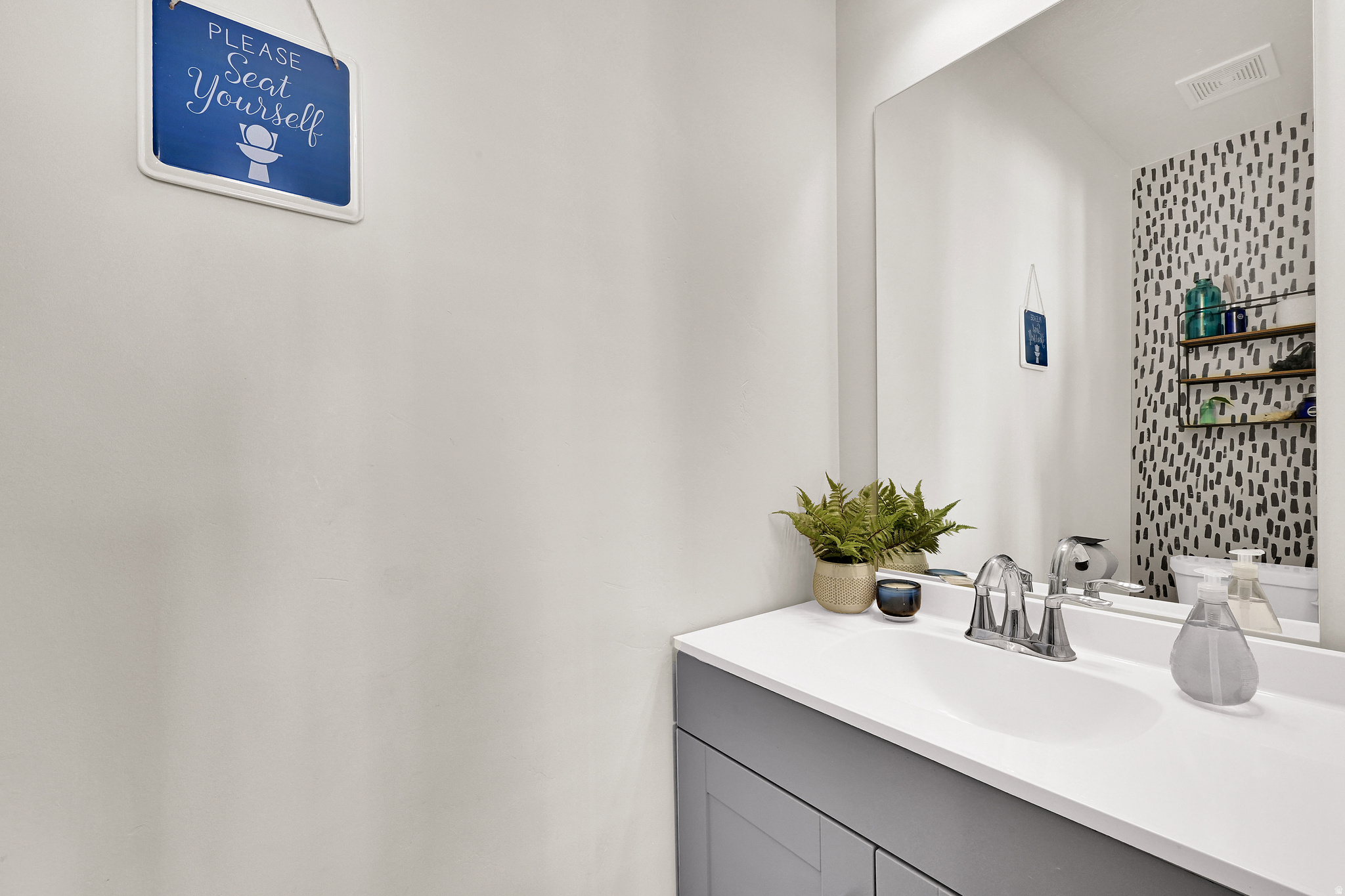 MIDLAND SQUARE - Residential