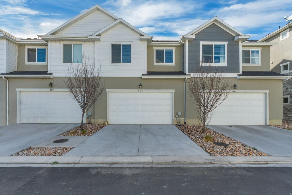 Photo of 409 N 360 W #709, Vineyard, UT 84059 (MLS # 2147484)