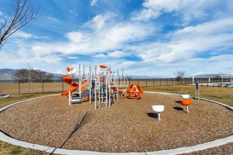 Tiny photo for 409 N 360 W #709, Vineyard, UT 84059 (MLS # 2147484)