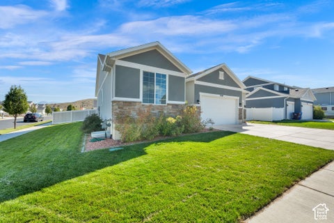 Tiny photo for 7950 N SEABISCUIT RD, Eagle Mountain, UT 84005 (MLS # 2189930)