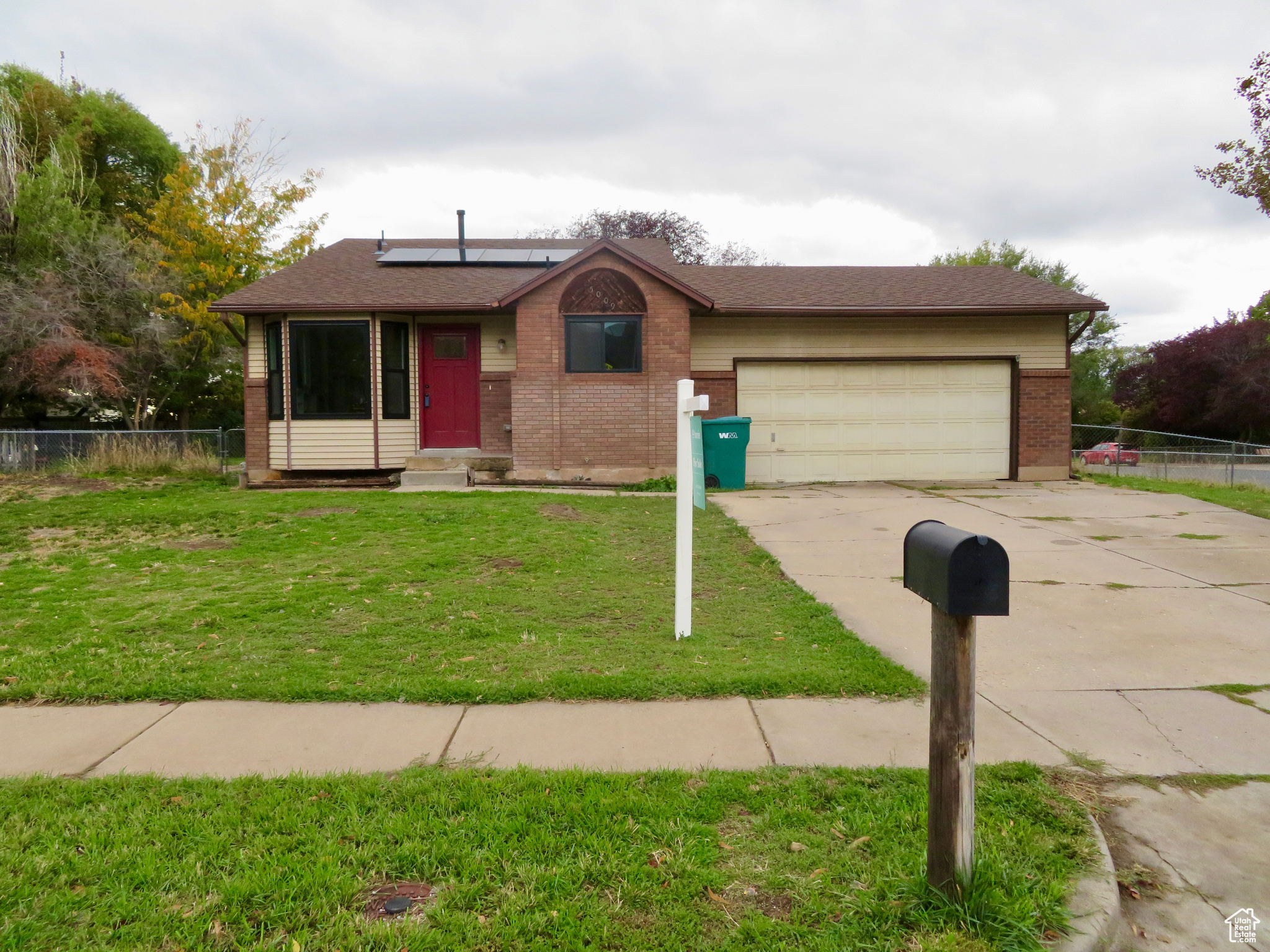 RAYNEER - Residential