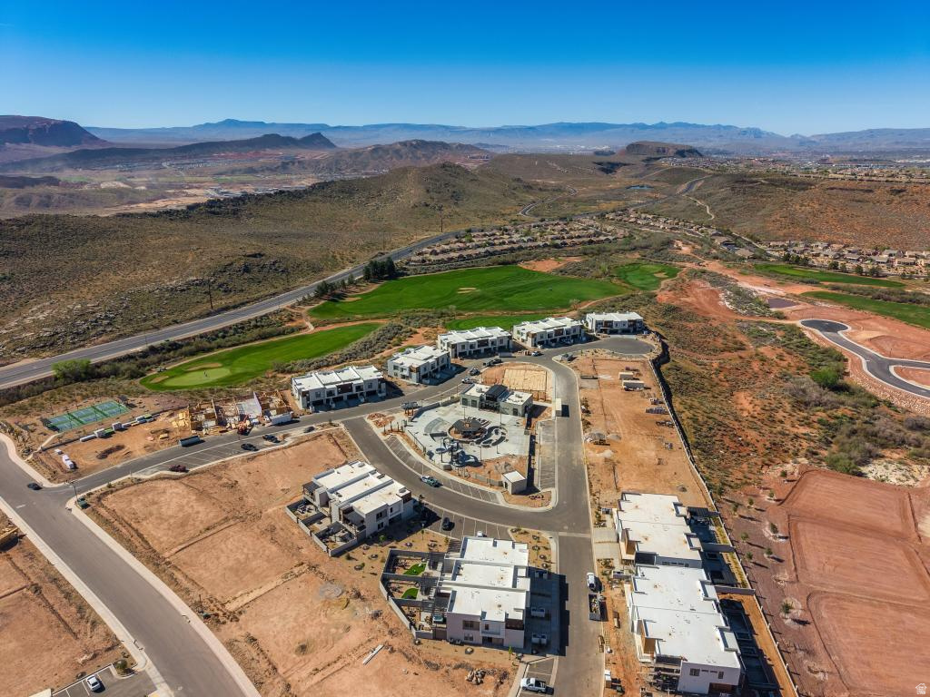 ISLAND AT CORAL CANYON - Residential