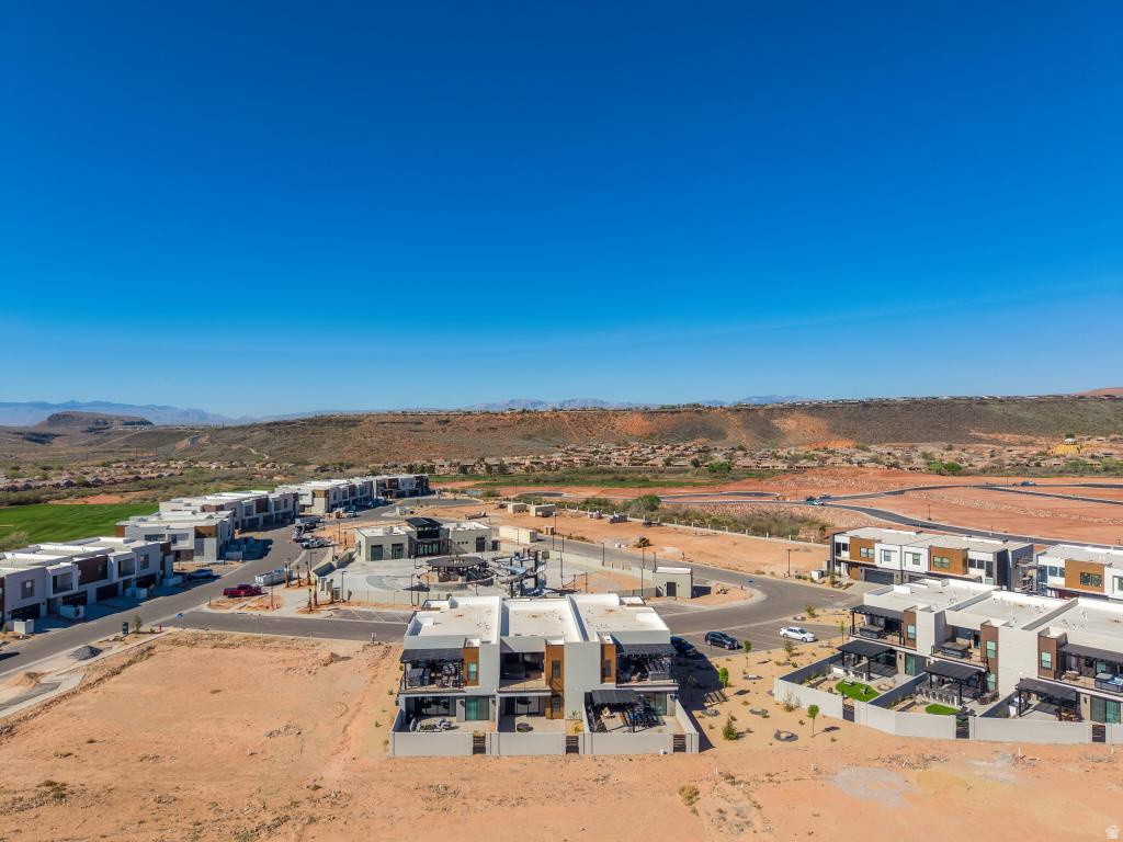 ISLAND AT CORAL CANYON - Residential