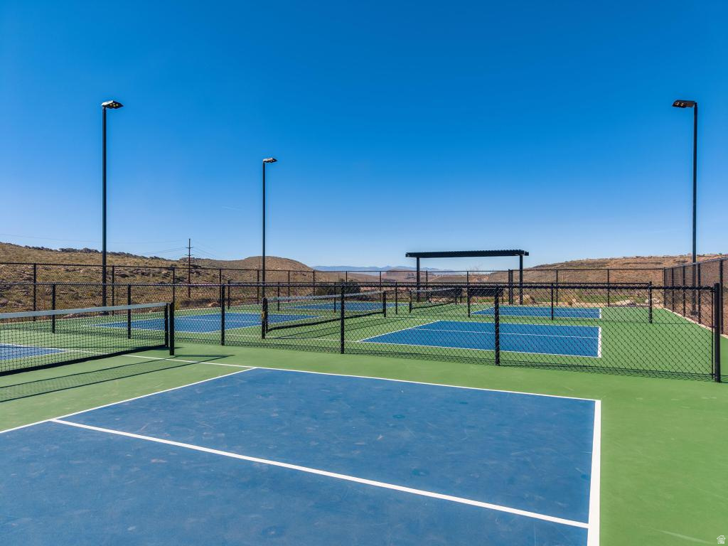 ISLAND AT CORAL CANYON - Residential