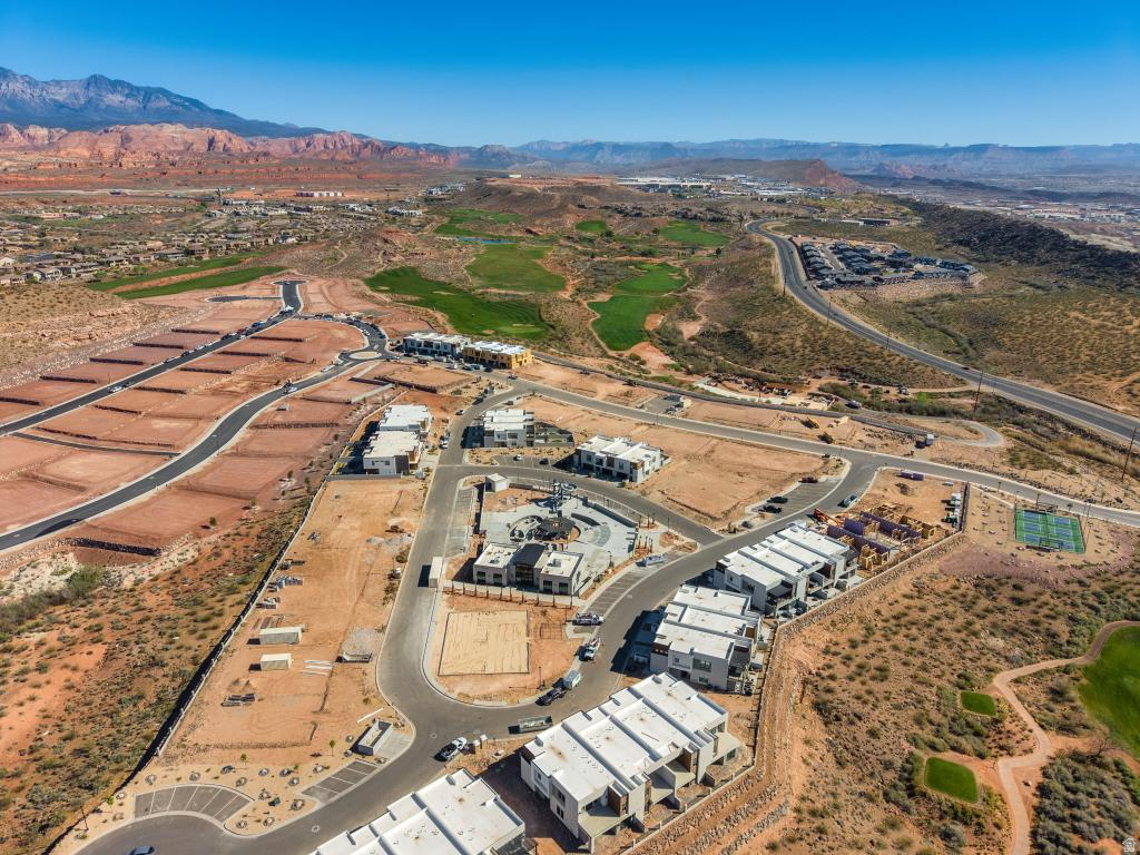 ISLAND AT CORAL CANYON - Residential