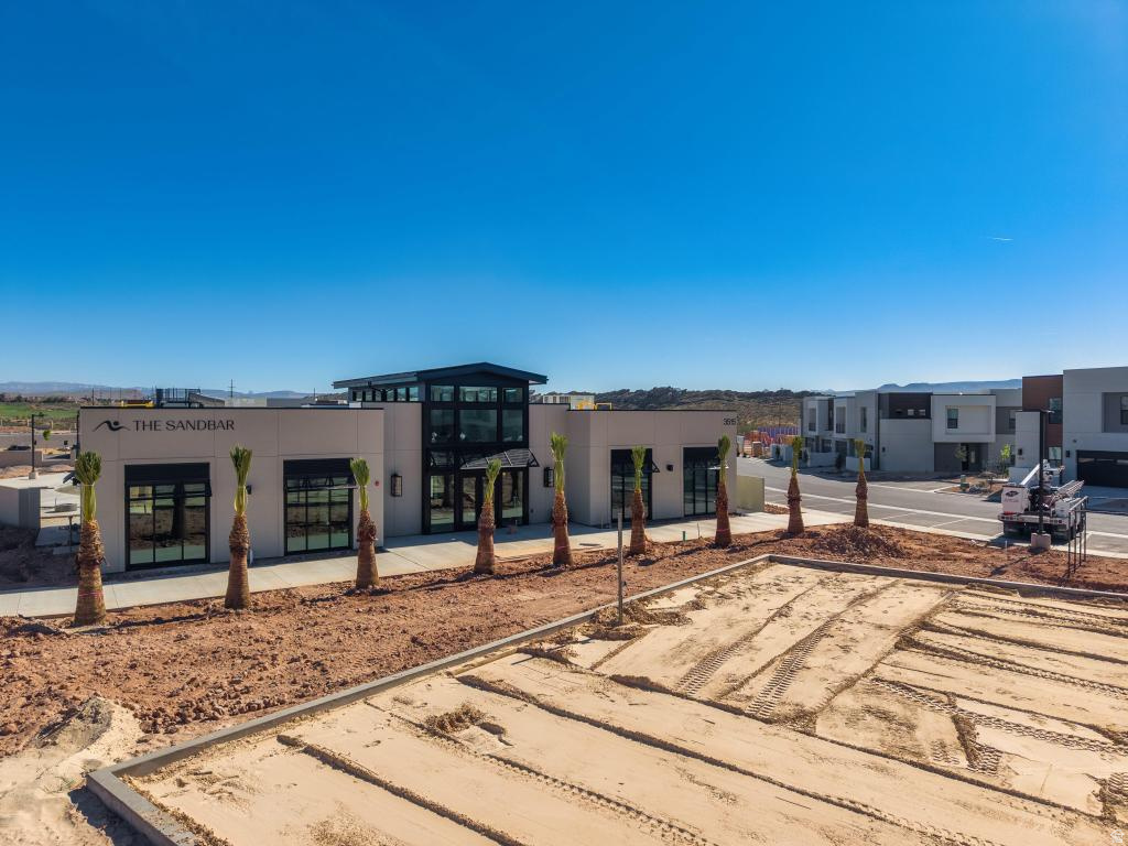 ISLAND AT CORAL CANYON - Residential