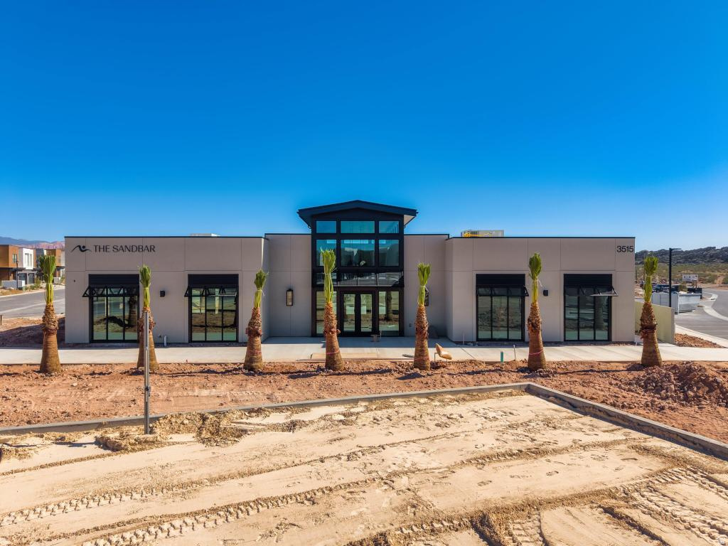 ISLAND AT CORAL CANYON - Residential