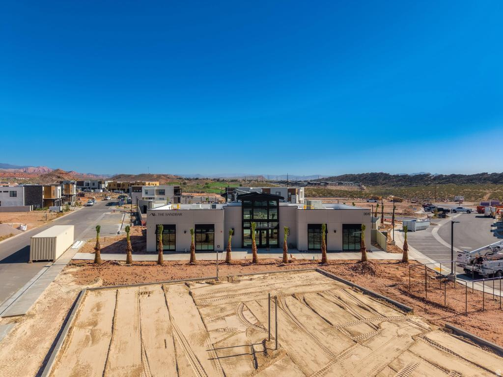 ISLAND AT CORAL CANYON - Residential