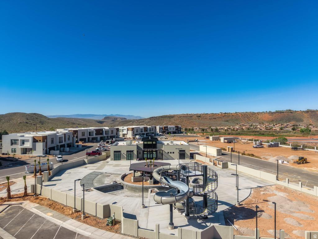 ISLAND AT CORAL CANYON - Residential