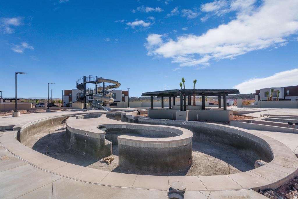 ISLAND AT CORAL CANYON - Residential