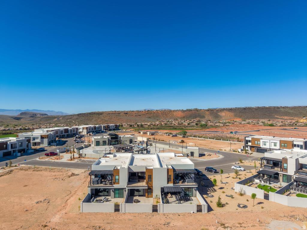 ISLAND AT CORAL CANYON - Residential