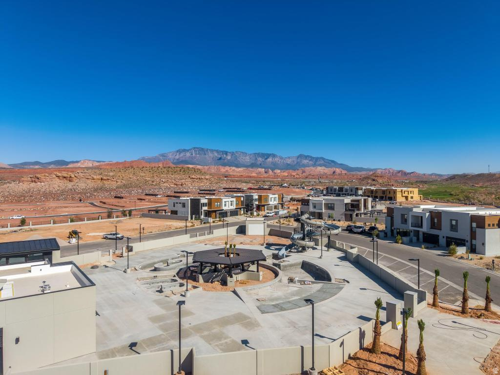 ISLAND AT CORAL CANYON - Residential