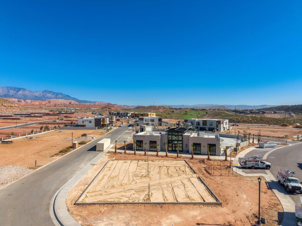 ISLAND AT CORAL CANYON - Residential