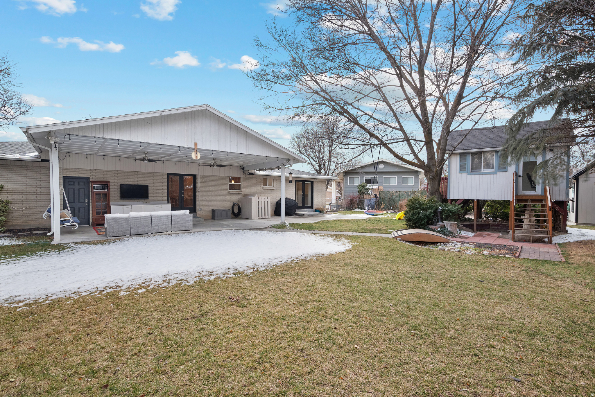 CHALET VILLAGE - Residential