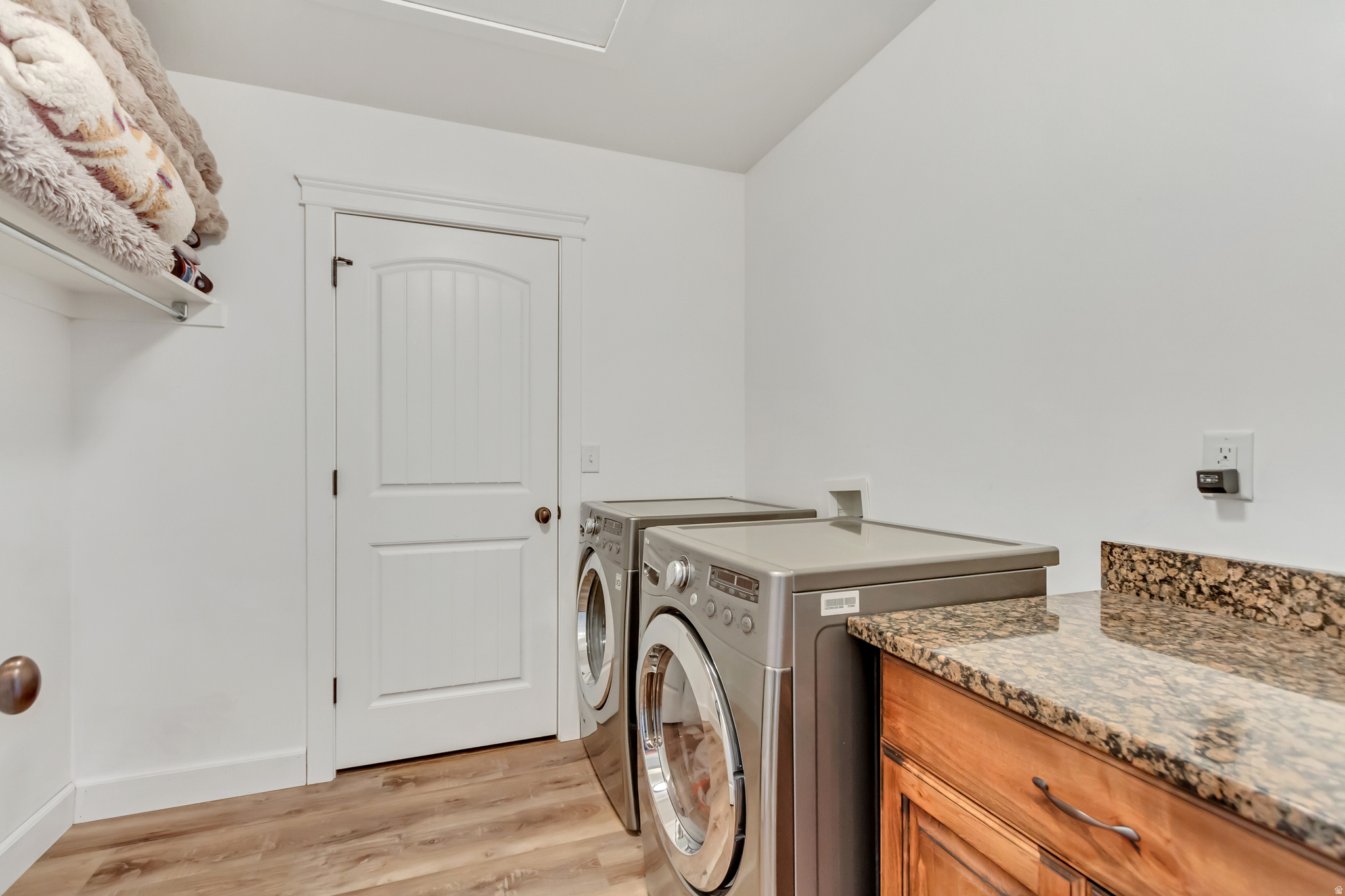 THE COVE - Residential