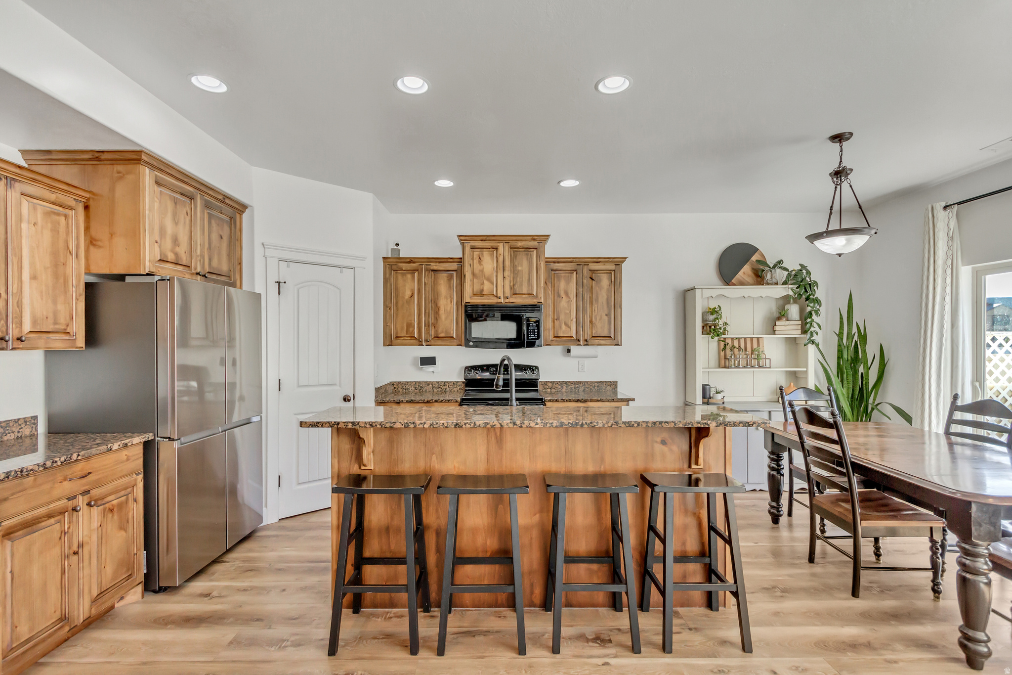 THE COVE - Residential