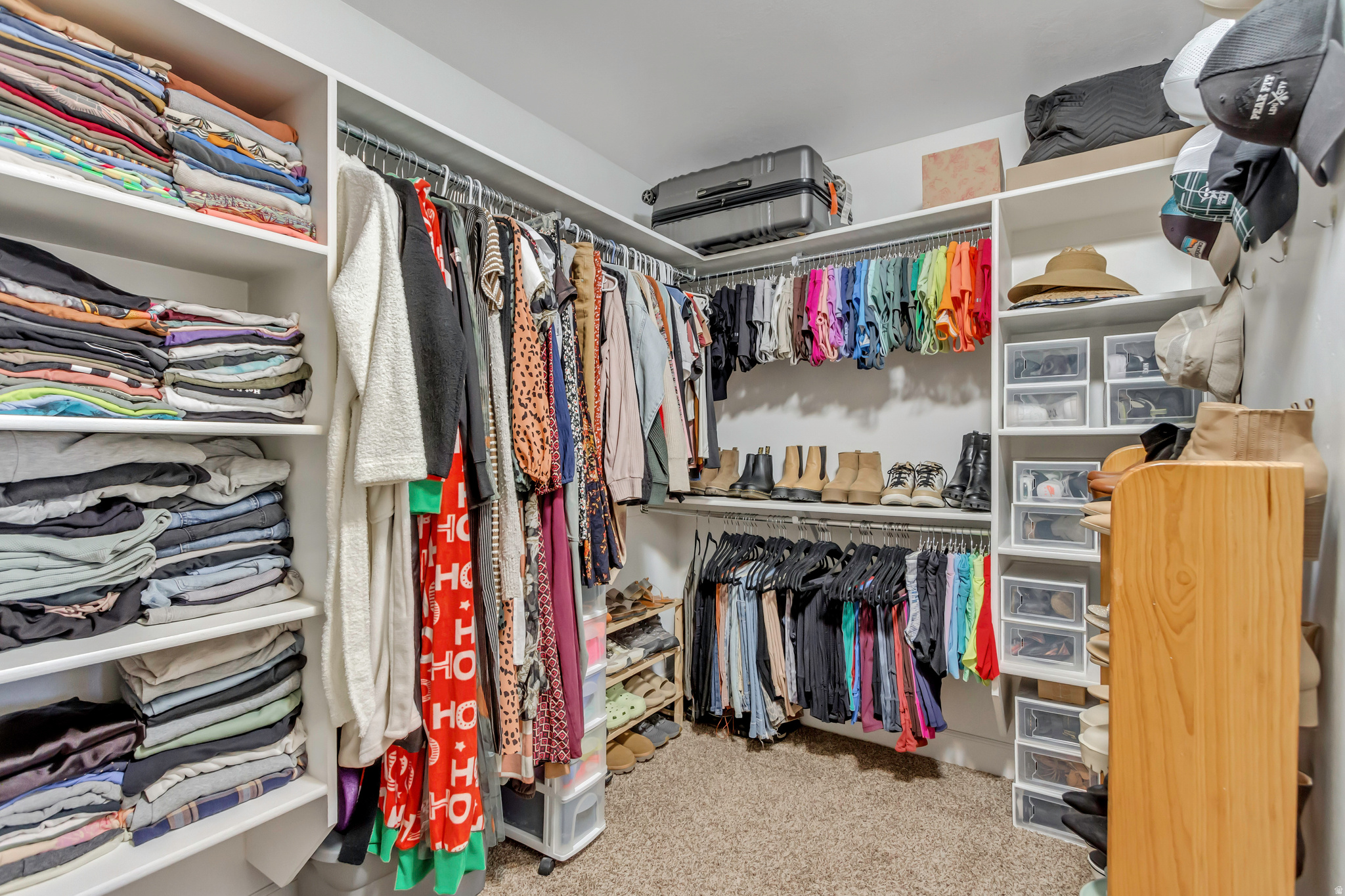 THE COVE - Residential