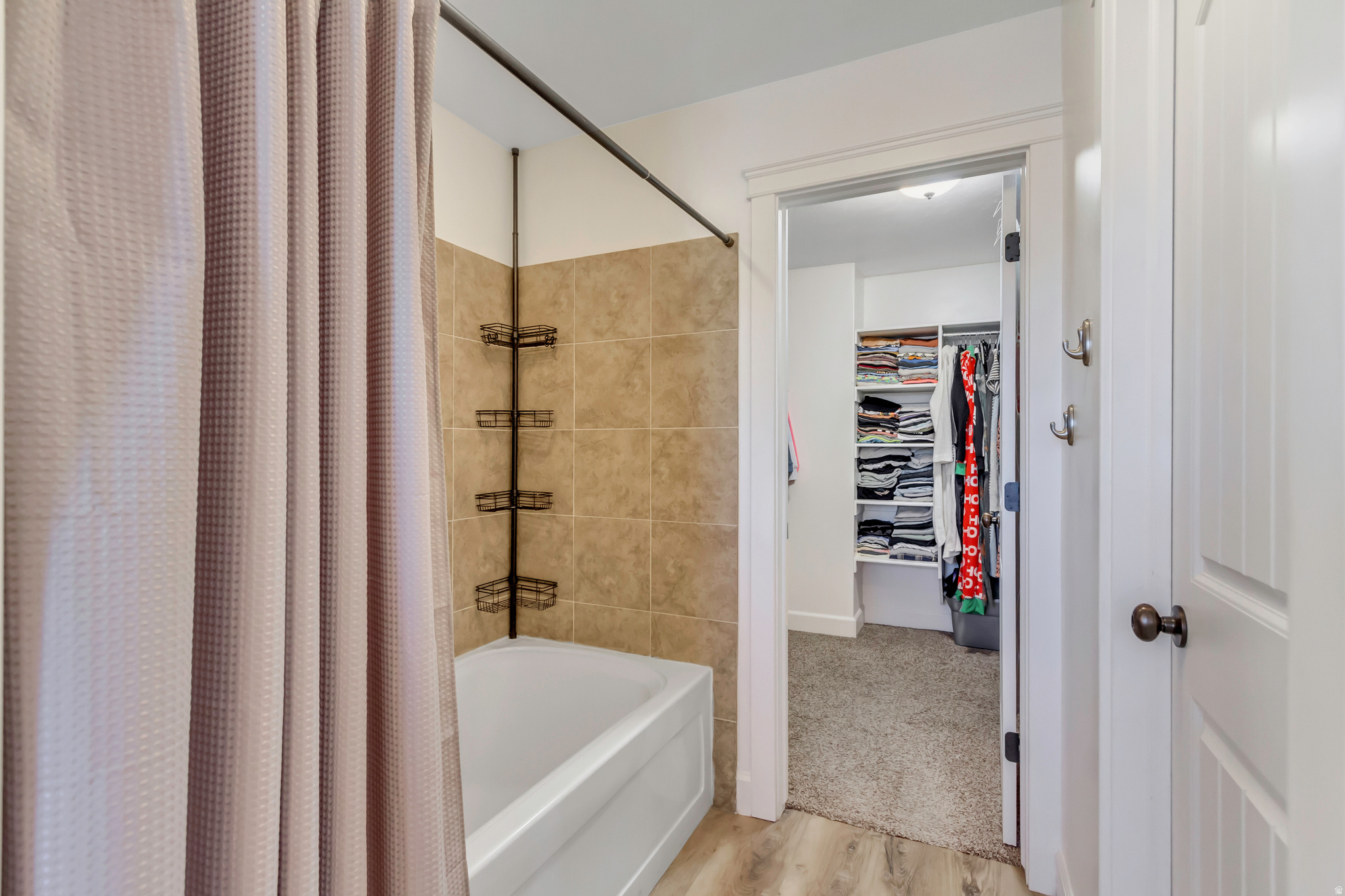 THE COVE - Residential