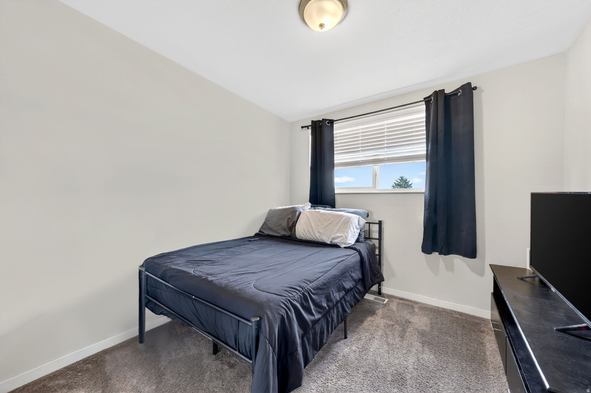MOUNTAIN VIEW - Residential
