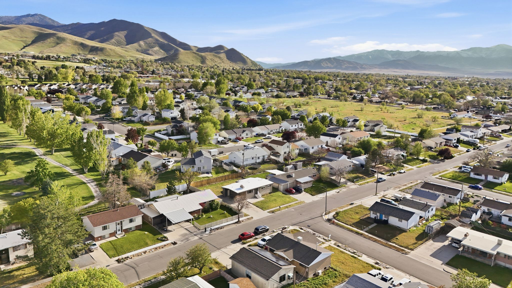 MOUNTAIN VIEW - Residential