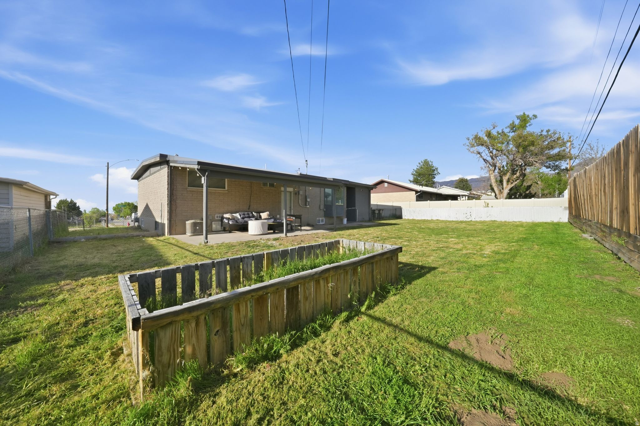 MOUNTAIN VIEW - Residential