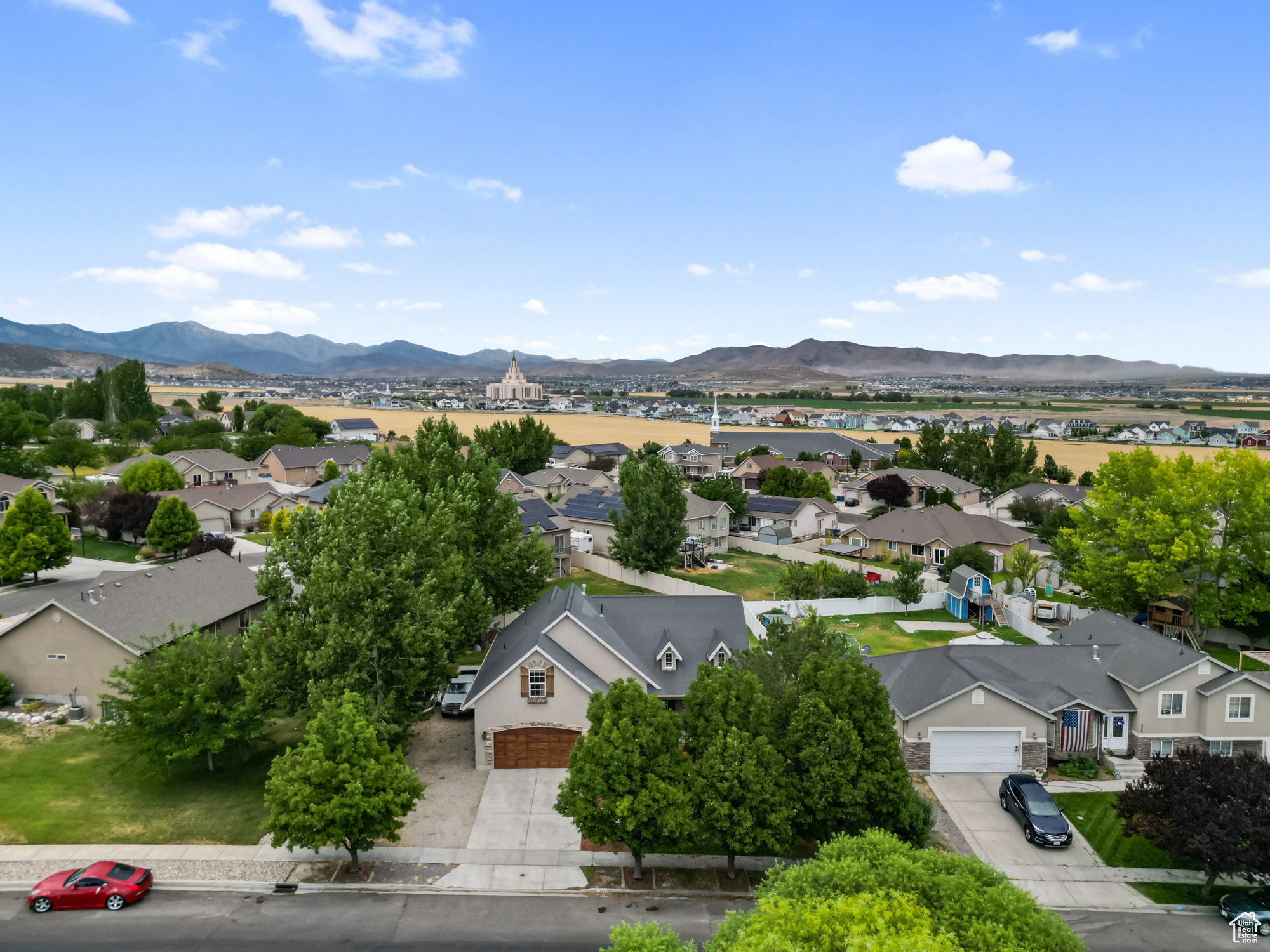 SARATOGA HILLS - Residential