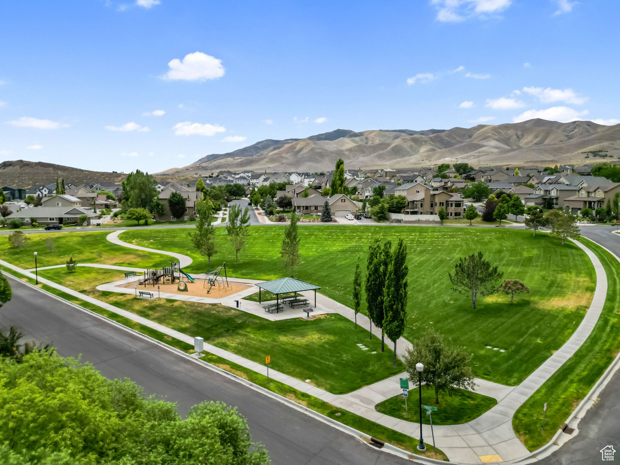 SARATOGA HILLS - Residential