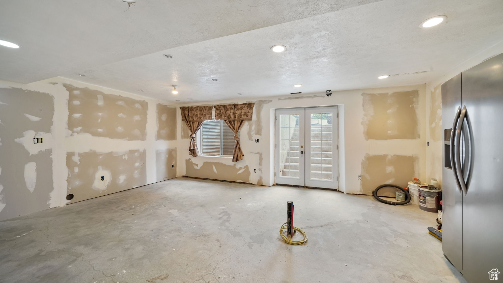 SARATOGA HILLS - Residential