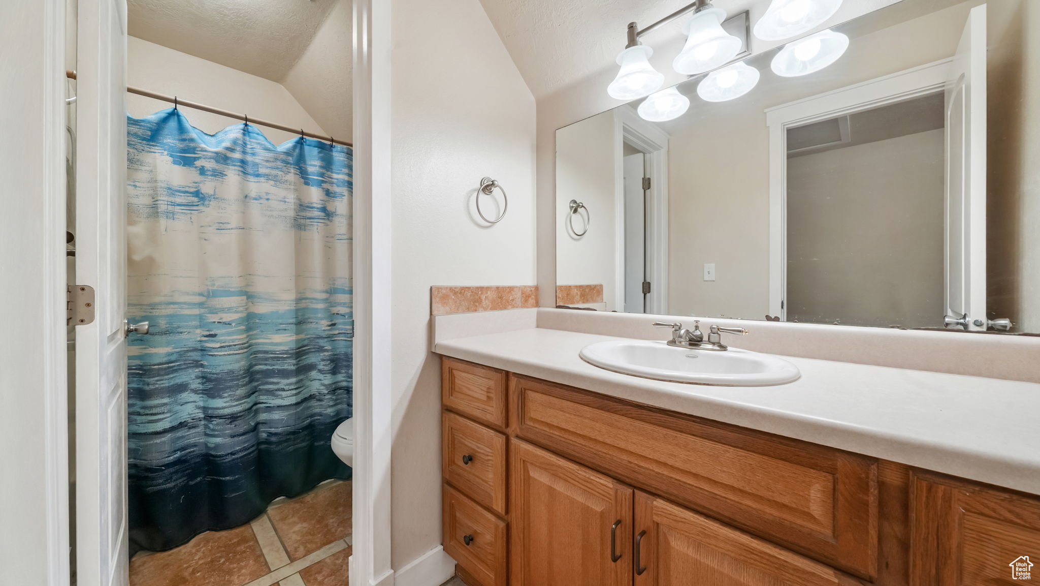 SARATOGA HILLS - Residential