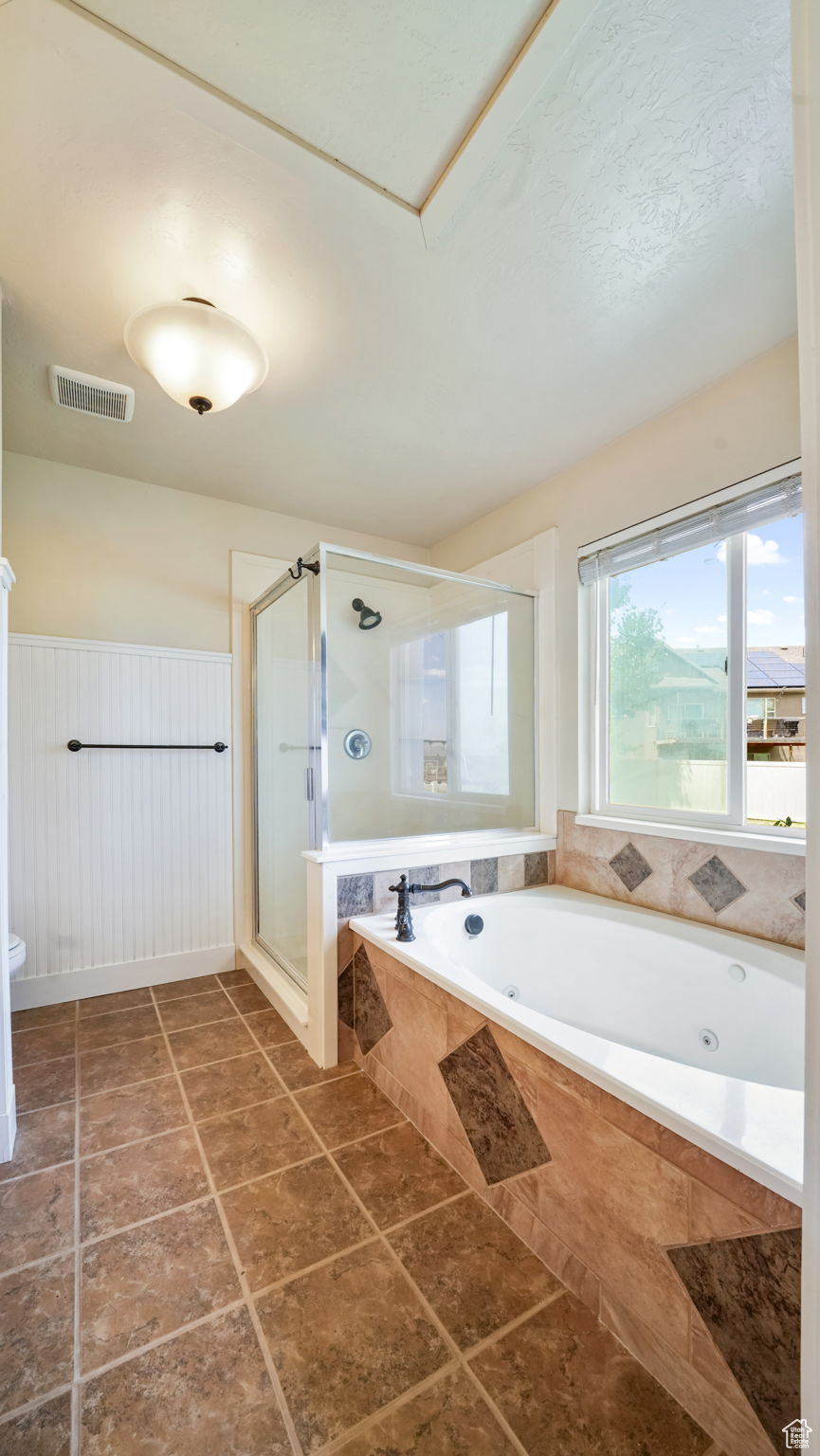 SARATOGA HILLS - Residential