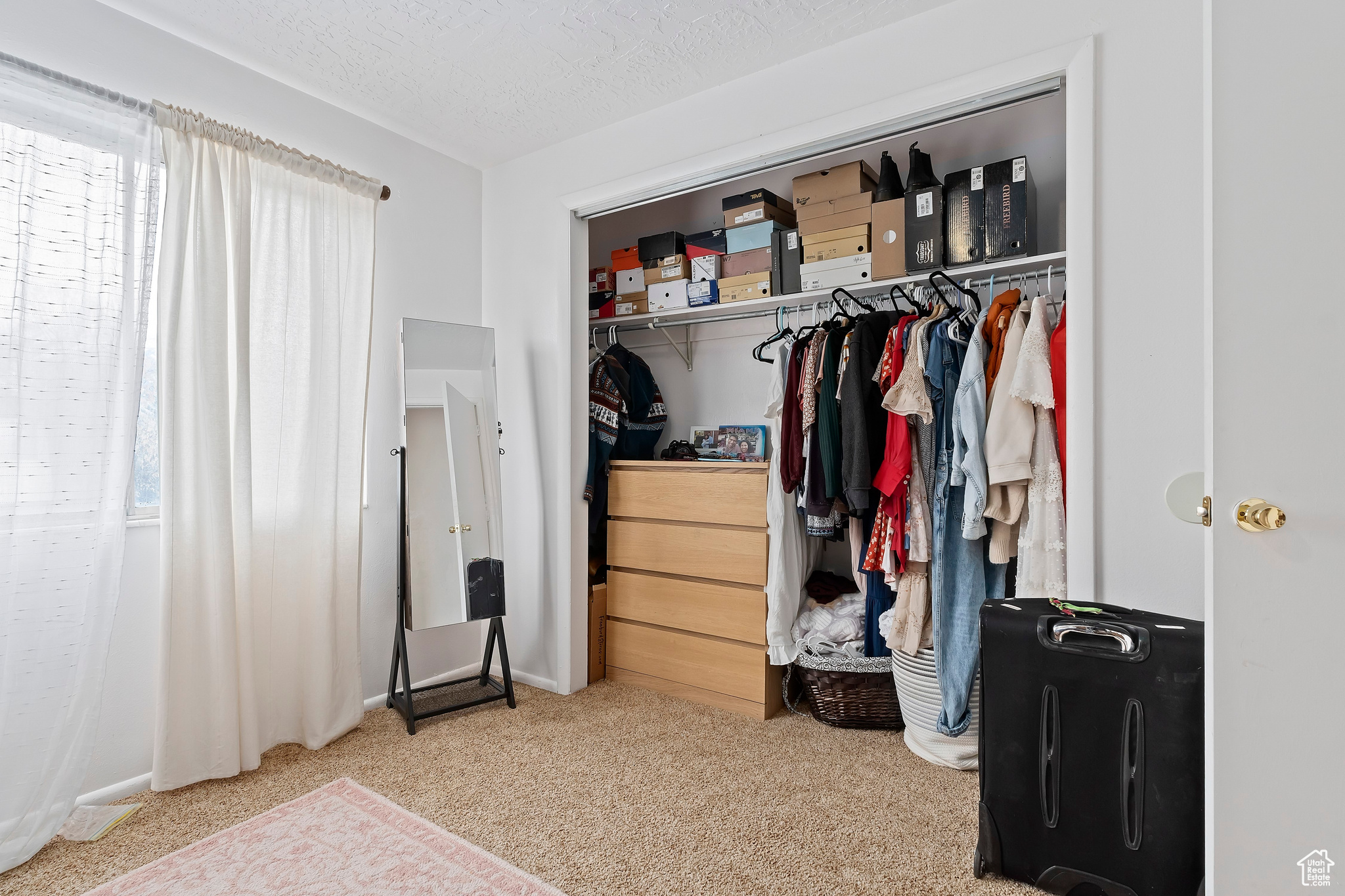 HOWELLSVILLE - Residential Income