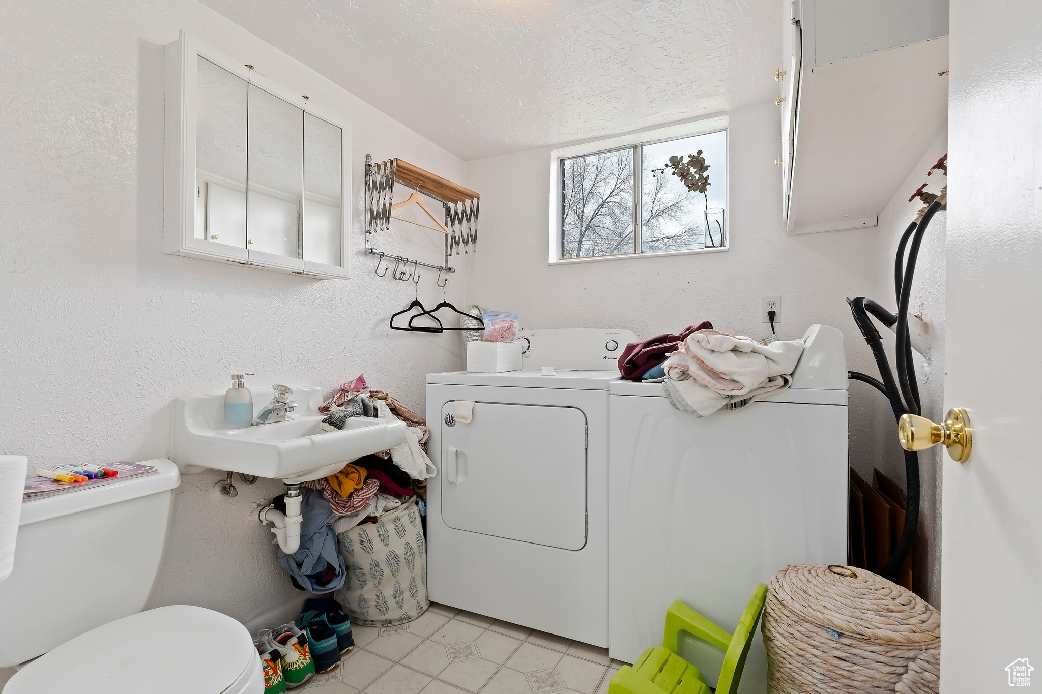 HOWELLSVILLE - Residential Income