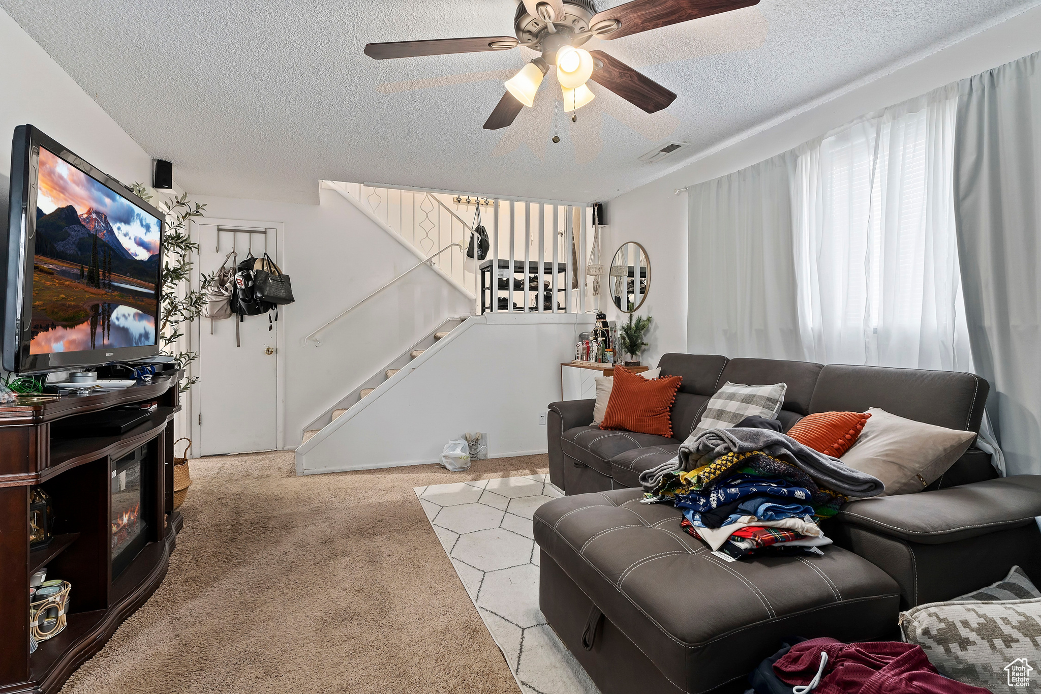 HOWELLSVILLE - Residential Income