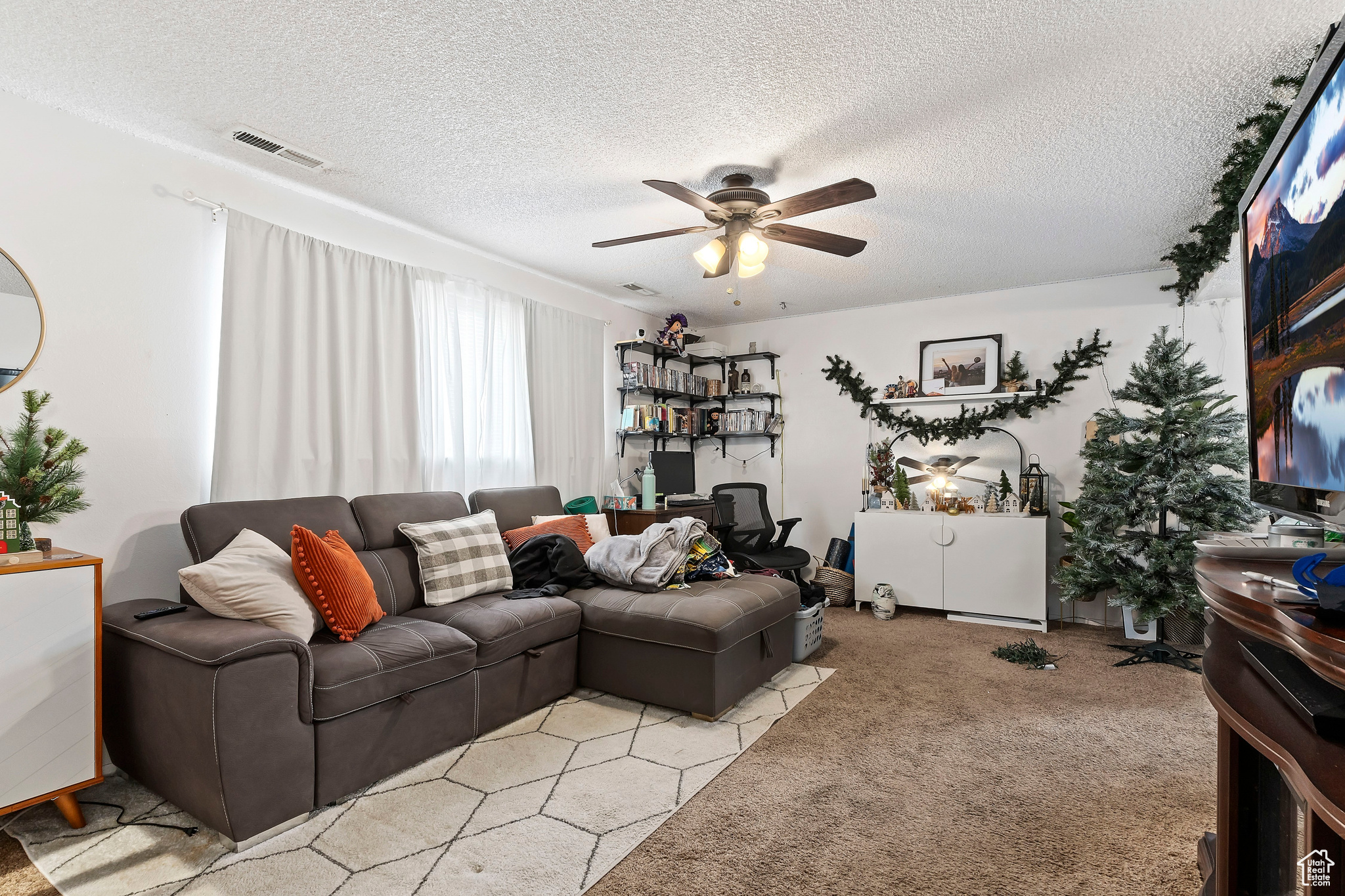 HOWELLSVILLE - Residential Income