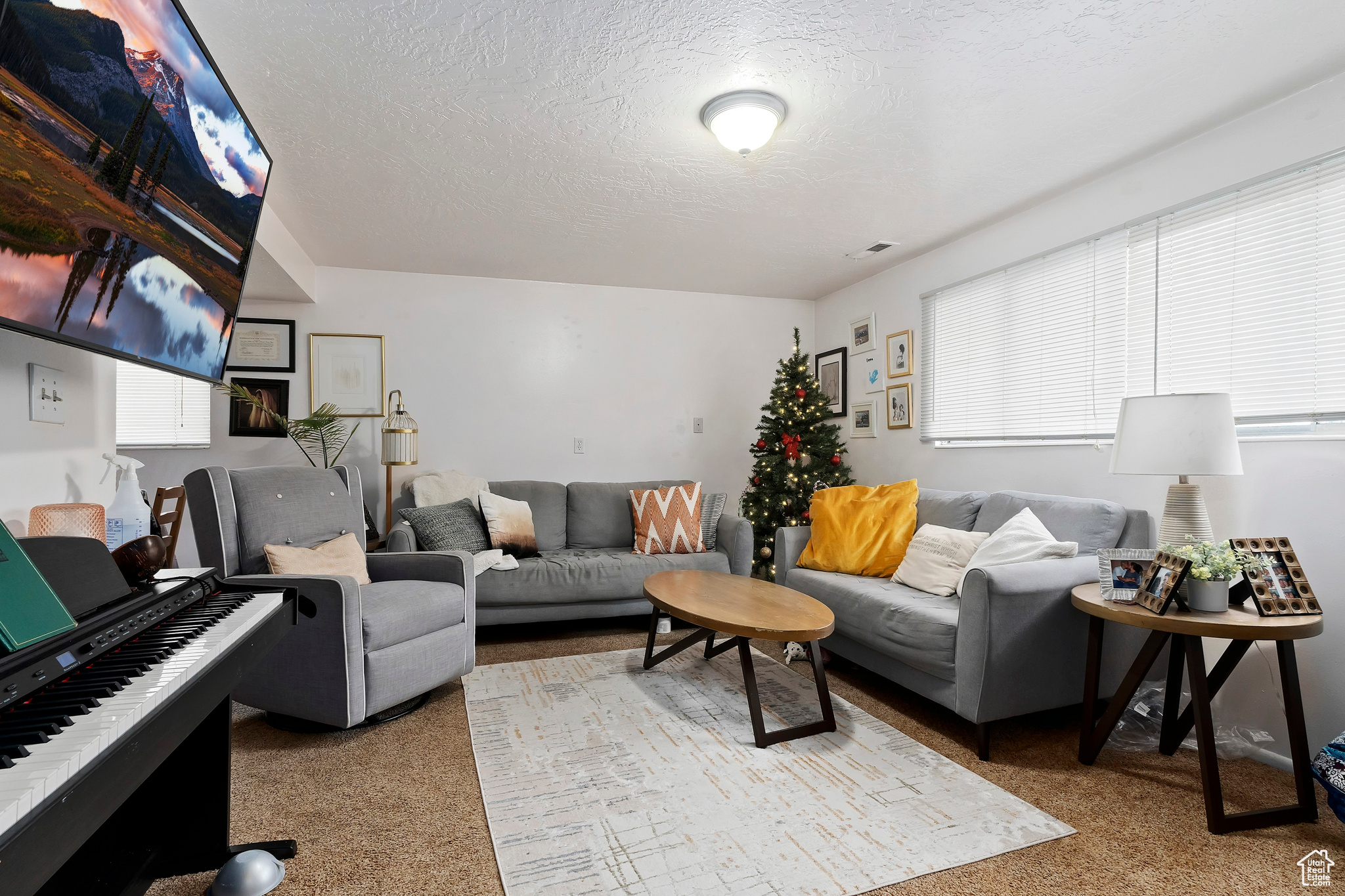 HOWELLSVILLE - Residential Income