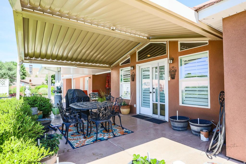 Photo of 3674 S 1660 W CIR, Saint George, UT 84790 (MLS # 2153714)