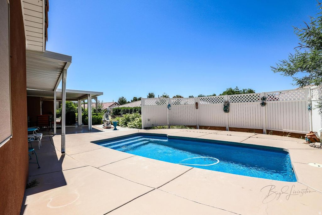 Photo of 3674 S 1660 W CIR, Saint George, UT 84790 (MLS # 2153714)