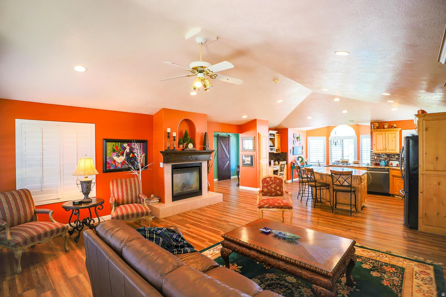 BLOOMINGTON LANE - Residential