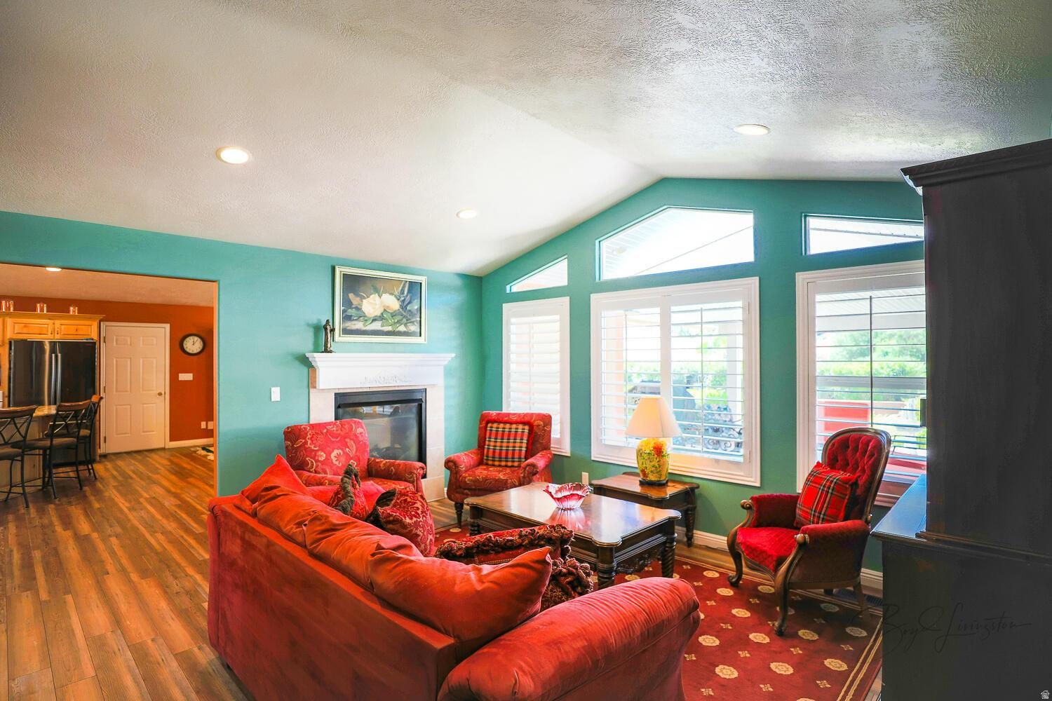 BLOOMINGTON LANE - Residential