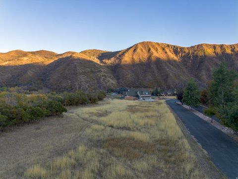 Tiny photo for 151 S MEADOW DR, Springville, UT 84663 (MLS # 2123775)