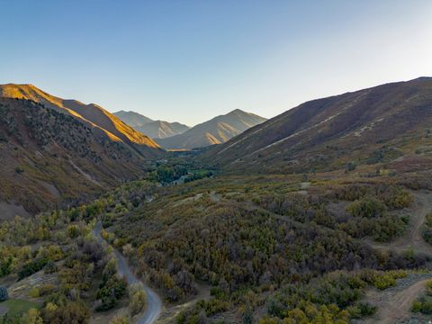 Tiny photo for 151 S MEADOW DR, Springville, UT 84663 (MLS # 2123775)