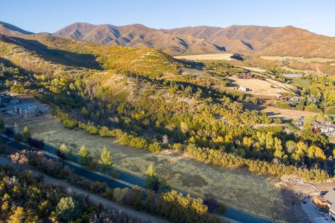 Tiny photo for 151 S MEADOW DR, Springville, UT 84663 (MLS # 2123775)