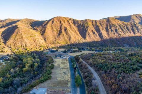 Tiny photo for 151 S MEADOW DR, Springville, UT 84663 (MLS # 2123775)