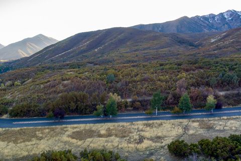 Tiny photo for 151 S MEADOW DR, Springville, UT 84663 (MLS # 2123775)