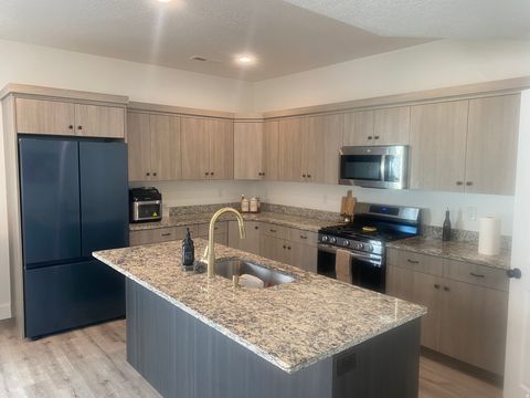 Tiny photo for 1007 S 4200 W, West Point, UT 84015 (MLS # 2142081)