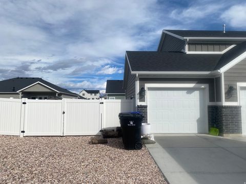 Tiny photo for 1007 S 4200 W, West Point, UT 84015 (MLS # 2142081)