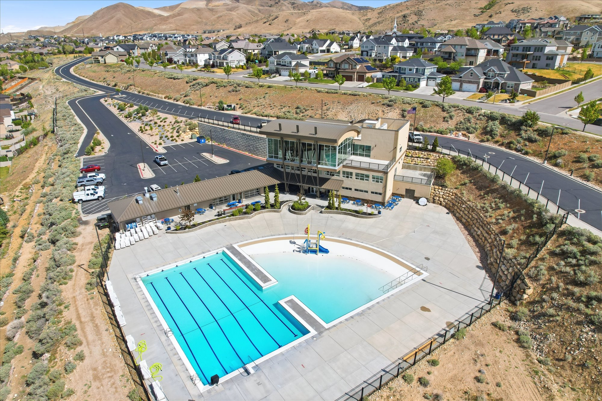 HUNTER CHASE - Residential