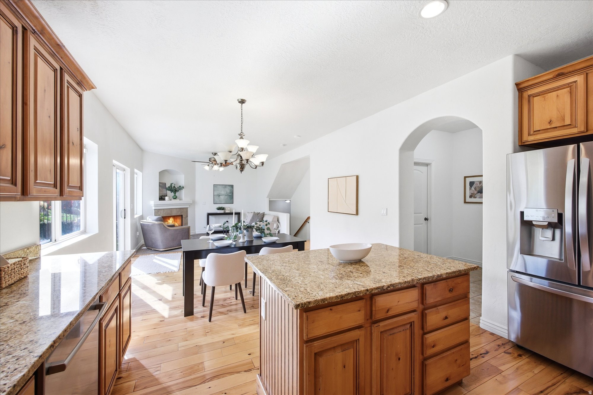 HUNTER CHASE - Residential