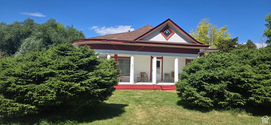 Welcome to this well-maintained 3-bedroom, 1-bathroom home nestled in a convenient location in Soda Springs.   One of the home's standout features is the expansive wraparound deck, perfect for relaxing, entertaining, or enjoying the peaceful surroundings. The eye-catching pillars reflect the character and history of the home.  Inside you will find a spacious layout with thoughtful accessibility features, including a wheelchair-accessible shower and a ramp leading to the entrance, making it comfortable and functional for all.  The exterior of the home and garage are newly painted, giving the home a fresh and inviting look.    Don't miss your chance to own a piece of local history with modern updates and timeless charm!
